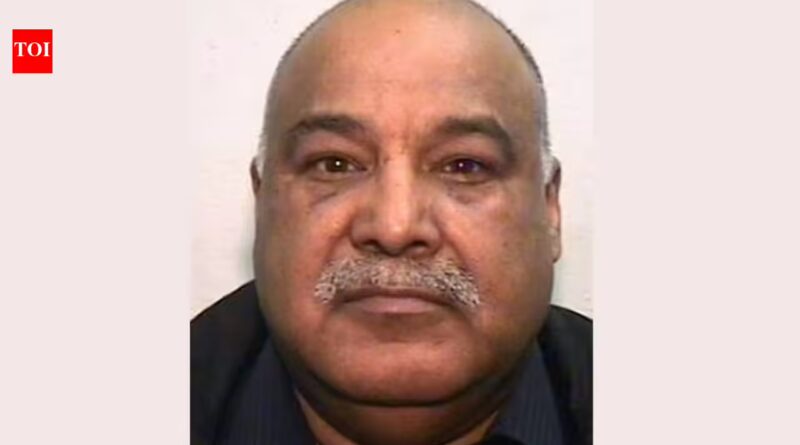 UK govt mulls emergency law to deport grooming gang ringleader to Pakistan