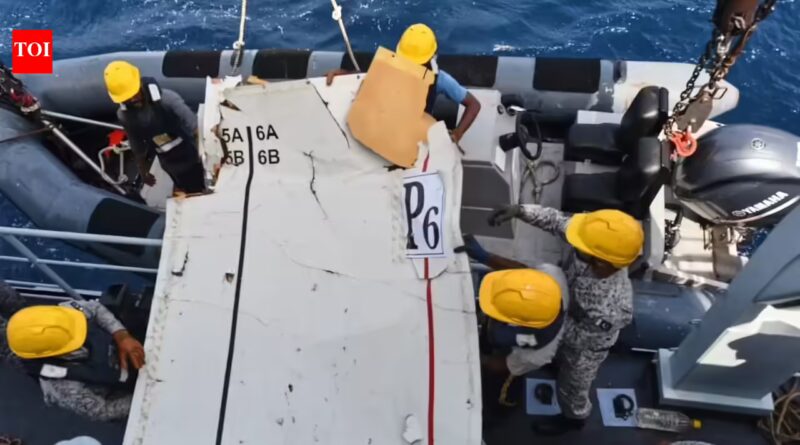 Pak cargo plane wreckage found, search continues for 5 missing crew
