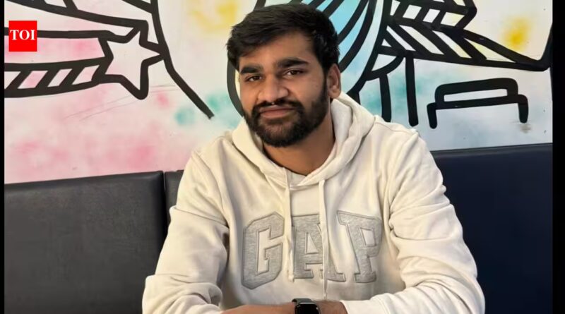 Indian man dies in road accident in Detroit; his two-wheeler was hit by a car; developed cerebral fat embolism