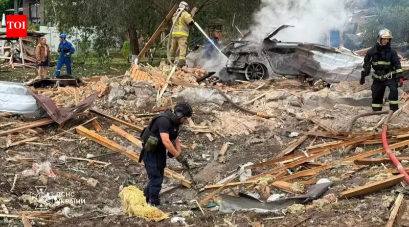 10 killed, nearly 100 injured in Russian strike on Ukraine defence event