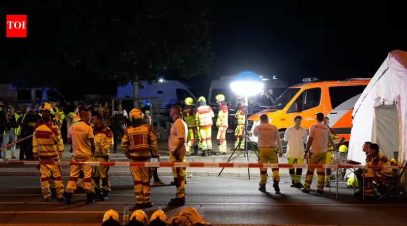 Berlin police hunt 'Islamist suspect' after Pride attack kills one, injures 16