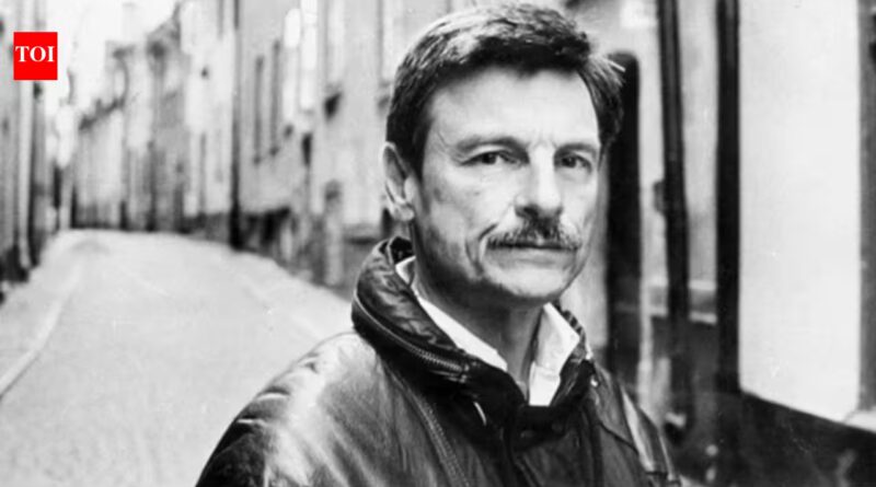 Quote of the day by Andrei Tarkovsky: 'A book read by a thousand different people is a thousand different books' and the proof that the reader is just as much the author as the writer