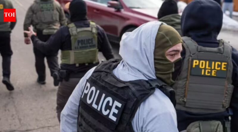 US judge blocks New York's ban on ICE officers wearing face masks
