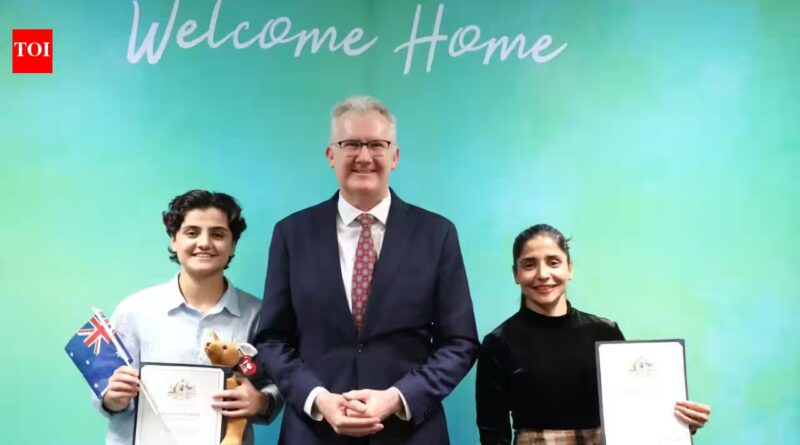 Australian citizenship for 2 Iranian women soccer players who sought asylum