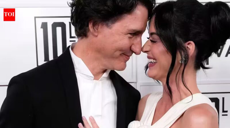 'Who introduced them?' US senator says it's odd to see Justin Trudeau frolicking around Katy Perry; 'He used to be in charge of a whole country'