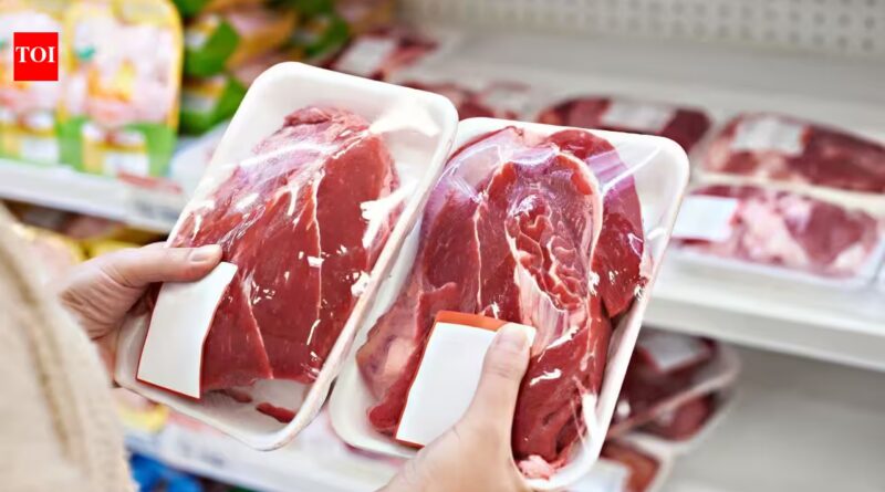 This food package can tell when meat is spoiling by changing colour from purple-red to yellow-green before the damage is obvious